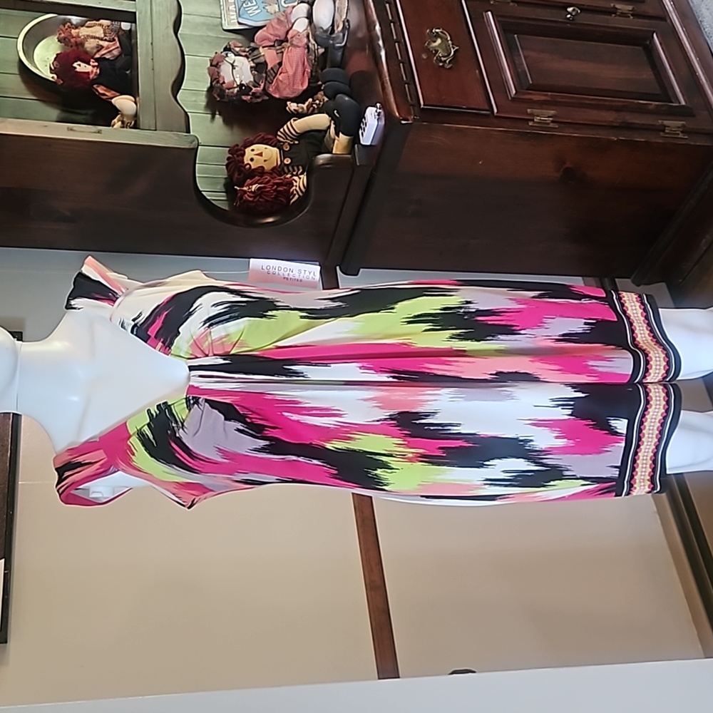 👗LONDON STYLE SLEEVELESS DRESS👗